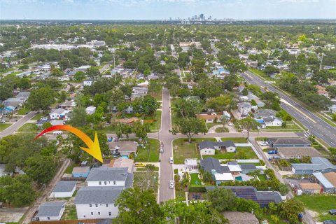 Casa en venta en Saint Petersburg, Florida, 4 dormitorios, 255.76 m2 № 1778751 - foto 4