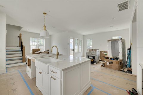 Casa en venta en Saint Petersburg, Florida, 4 dormitorios, 255.76 m2 № 1778751 - foto 9