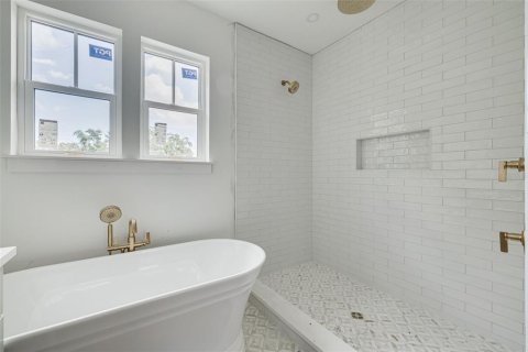 Casa en venta en Saint Petersburg, Florida, 4 dormitorios, 255.76 m2 № 1778751 - foto 25