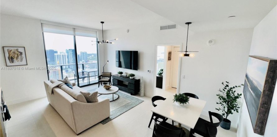 Condo in Miami, Florida, 2 bedrooms № 1953300
