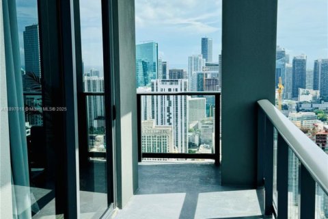 Condo in Miami, Florida, 2 bedrooms № 1953300 - photo 22