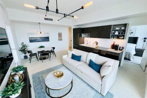 Condo in Miami, Florida, 2 bedrooms № 1953300 - photo 14