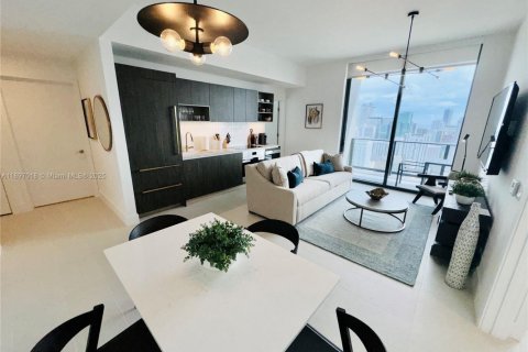 Condo in Miami, Florida, 2 bedrooms № 1953300 - photo 2