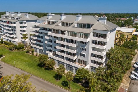 Condo in Palmetto, Florida, 3 bedrooms  № 1648686 - photo 1
