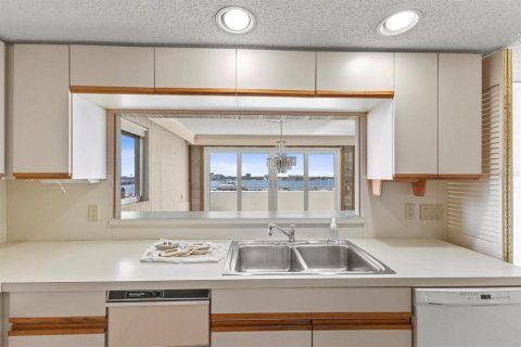 Condo in Palmetto, Florida, 3 bedrooms  № 1648686 - photo 21