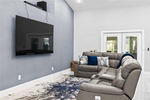 Casa en venta en Orlando, Florida, 4 dormitorios, 209.59 m2 № 2149960 - foto 4