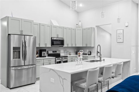 Casa en venta en Orlando, Florida, 4 dormitorios, 209.59 m2 № 2149960 - foto 7