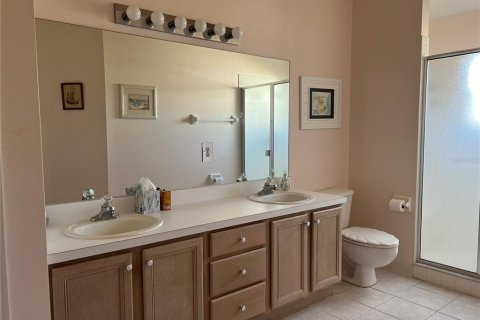 House in Leesburg, Florida 2 bedrooms, 131.27 sq.m. № 749204 - photo 8