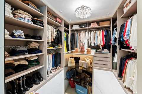 Casa en venta en Miami Beach, Florida, 4 dormitorios, 257.34 m2 № 2016409 - foto 4