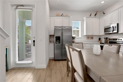 Villa ou maison à vendre à Kissimmee, Floride: 4 chambres, 130.99 m2 № 2285088 - photo 8