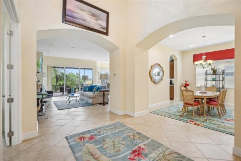Villa ou maison à vendre à Sun City Center, Floride: 2 chambres, 172.89 m2 № 2396057 - photo 6