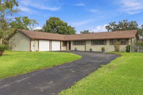 Villa ou maison à Ocala, Floride 3 chambres, 159.05 m2 № 2413884