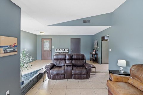 Villa ou maison à vendre à Ocala, Floride: 3 chambres, 159.05 m2 № 2413884 - photo 7