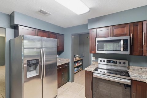 Villa ou maison à vendre à Ocala, Floride: 3 chambres, 159.05 m2 № 2413884 - photo 17