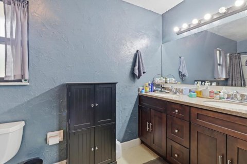 Villa ou maison à vendre à Ocala, Floride: 3 chambres, 159.05 m2 № 2413884 - photo 21