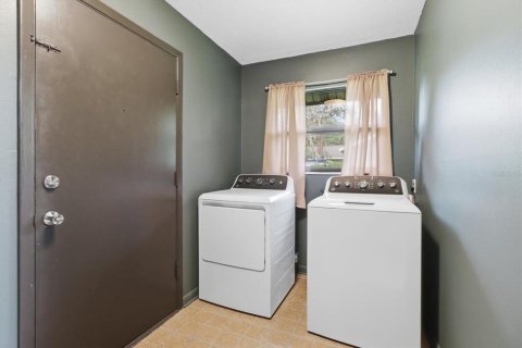 Villa ou maison à vendre à Ocala, Floride: 3 chambres, 159.05 m2 № 2413884 - photo 30