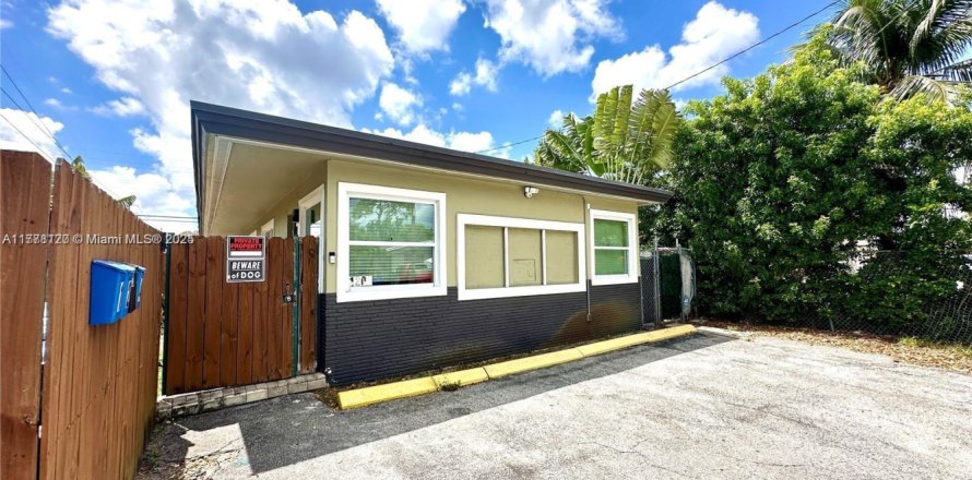 Villa ou maison à Fort Lauderdale, Floride 1 chambre, 48.77 m2 № 1874672