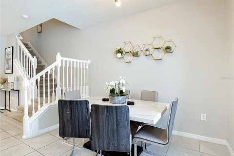 Touwnhouse à vendre à Davenport, Floride: 5 chambres, 212.1 m2 № 2361421 - photo 20