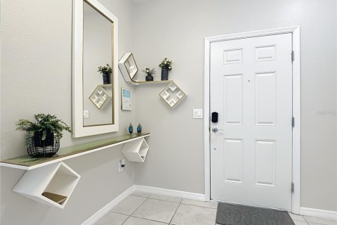 Touwnhouse à vendre à Davenport, Floride: 5 chambres, 212.1 m2 № 2361421 - photo 6