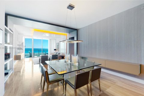Condominio en venta en Miami Beach, Florida, 3 dormitorios, 172.8 m2 № 1937547 - foto 1