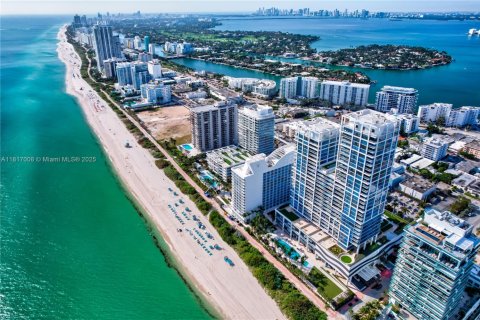 Condominio en venta en Miami Beach, Florida, 3 dormitorios, 172.8 m2 № 1937547 - foto 25