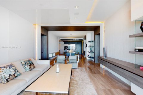 Condominio en venta en Miami Beach, Florida, 3 dormitorios, 172.8 m2 № 1937547 - foto 6