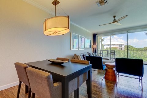 Touwnhouse à vendre à Oldsmar, Floride: 3 chambres, 170.38 m2 № 2345019 - photo 13