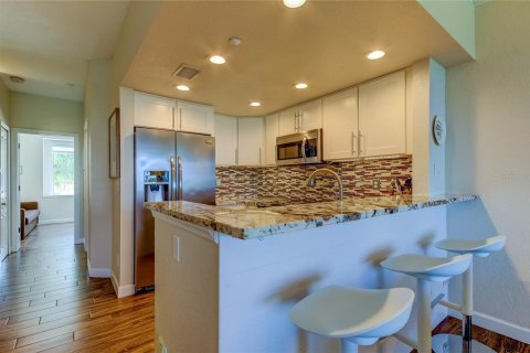Touwnhouse à vendre à Oldsmar, Floride: 3 chambres, 170.38 m2 № 2345019 - photo 14
