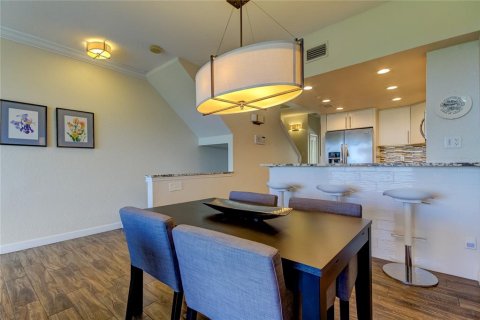 Touwnhouse à vendre à Oldsmar, Floride: 3 chambres, 170.38 m2 № 2345019 - photo 11