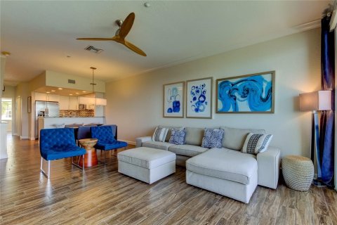 Touwnhouse à vendre à Oldsmar, Floride: 3 chambres, 170.38 m2 № 2345019 - photo 9