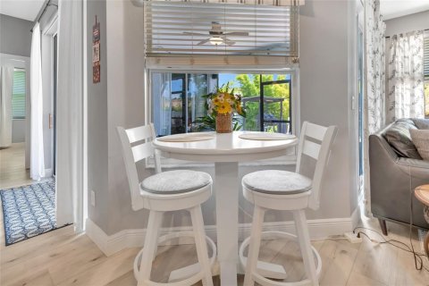 Casa en venta en Oakland, Florida, 4 dormitorios, 202.16 m2 № 1806546 - foto 13