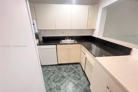 Condo à Tamarac, Floride, 2 chambres  № 1987060