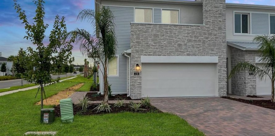 Adosado en Davenport, Florida 3 dormitorios, 176.51 m2 № 2098979