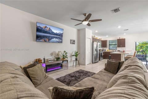 Villa ou maison à vendre à Homestead, Floride: 3 chambres, 173.91 m2 № 2064781 - photo 4