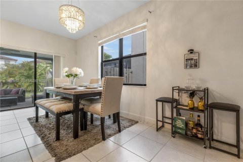 Villa ou maison à vendre à Homestead, Floride: 3 chambres, 173.91 m2 № 2064781 - photo 10