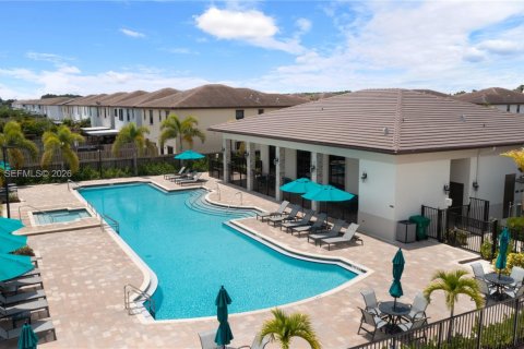 Villa ou maison à vendre à Homestead, Floride: 3 chambres, 173.91 m2 № 2064781 - photo 23