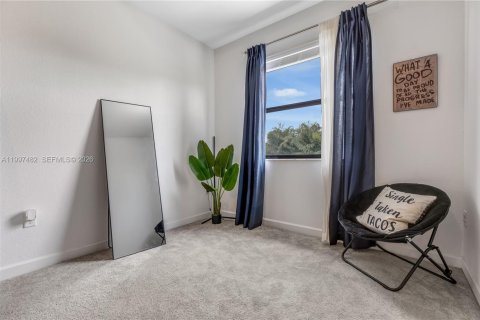 Villa ou maison à vendre à Homestead, Floride: 3 chambres, 173.91 m2 № 2064781 - photo 15