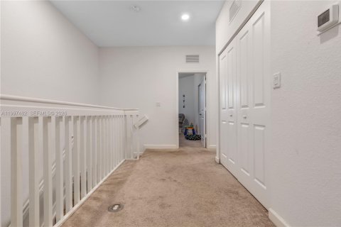 Villa ou maison à vendre à Homestead, Floride: 3 chambres, 173.91 m2 № 2064781 - photo 11