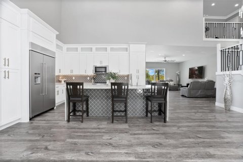 House in Ocoee, Florida 4 bedrooms, 377.18 sq.m. № 684960 - photo 7