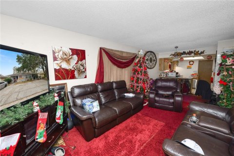 Commercial property in Lakeland, Florida 198.44 sq.m. № 1518019 - photo 9