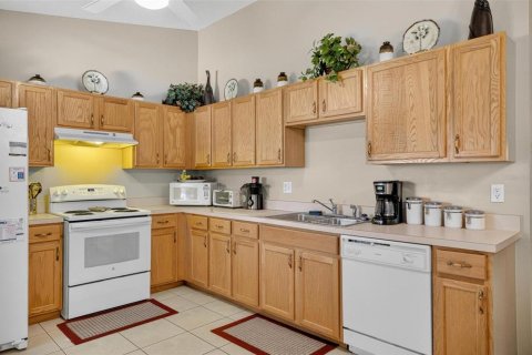 Commercial property in Palm Coast, Florida 6 bedrooms, 260.13 sq.m. № 1908667 - photo 11