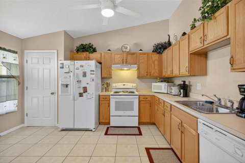 Commercial property in Palm Coast, Florida 6 bedrooms, 260.13 sq.m. № 1908667 - photo 8