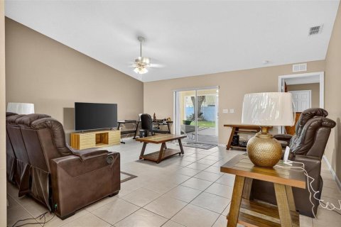 Commercial property in Palm Coast, Florida 6 bedrooms, 260.13 sq.m. № 1908667 - photo 17