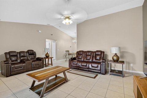 Commercial property in Palm Coast, Florida 6 bedrooms, 260.13 sq.m. № 1908667 - photo 22