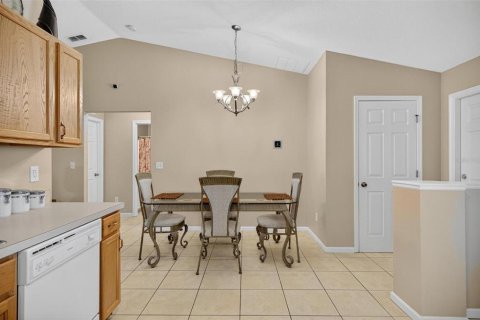 Commercial property in Palm Coast, Florida 6 bedrooms, 260.13 sq.m. № 1908667 - photo 13