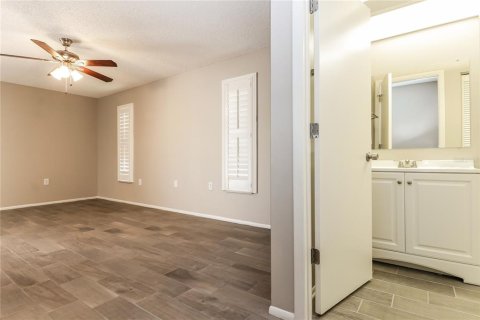 Снять в аренду виллу или дом в Сарасота, Флорида 8 комнат, 143.53м2, № 1913957 - фото 9