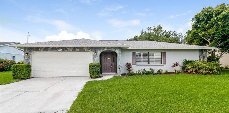 Дом в Сарасота, Флорида 8 комнат, 143.53м2 № 1913957