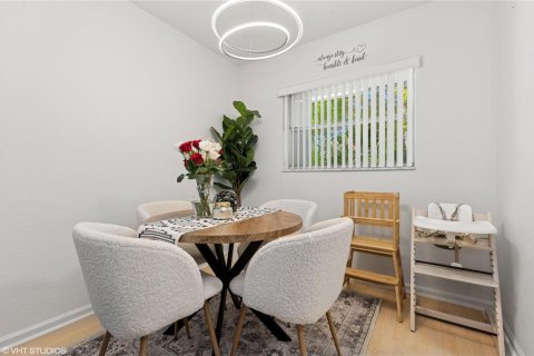 Condo in Lighthouse Point, Florida, 2 bedrooms  № 2085997 - photo 7