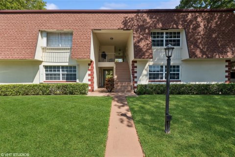 Condo in Lighthouse Point, Florida, 2 bedrooms  № 2085997 - photo 2
