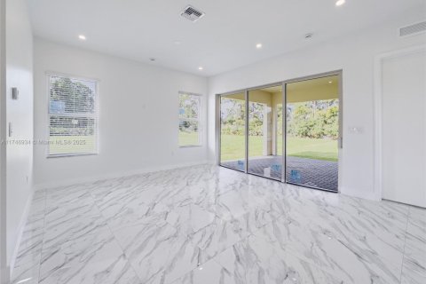 Casa en venta en Port St. Lucie, Florida, 4 dormitorios, 252.6 m2 № 1934505 - foto 17